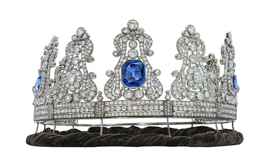 imagem post Leilão de uma tiara da rainha D. Maria II: a opinião de Lourenço Correia de Matos na TSF